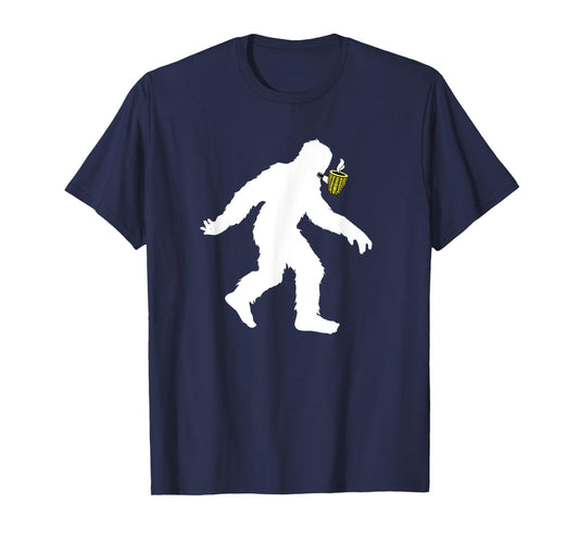 Corncob Tobacco Bigfoot Pipe Smoking Sasquatch Pipe Smoker T-Shirt