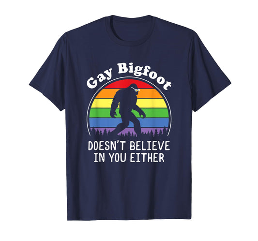 Gay Pride Funny Gay Bigfoot Rainbow Sasquatch Retro Vintage T-Shirt