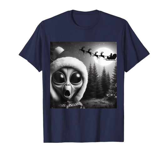 Christmas Alien Shocked by Santa’s Sleigh,Funny Holiday Xmas T-Shirt