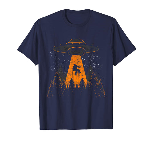 Bigfoot Sasquatch UFO Alien Abduction Yeti Cryptid Bigfoot T-Shirt