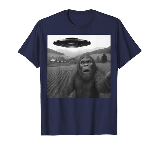 Bigfoot Selfie with Alien UFO Funny Gifts for Men Women Kid T-Shirt