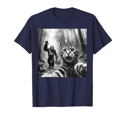 Surprised Scared Cat Selfie with Bigfoot Sasquatch Funny T-Shirt