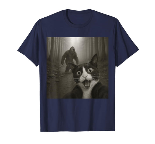 Funny Surprised Scared Tuxedo Cat Selfie With Bigfoot T-Shirt