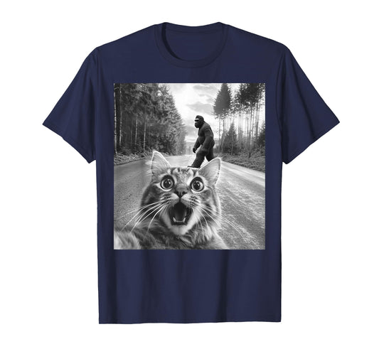 Funny Cat Selfie Bigfoot Big Foot Graphic Sasquatch Meme T-Shirt