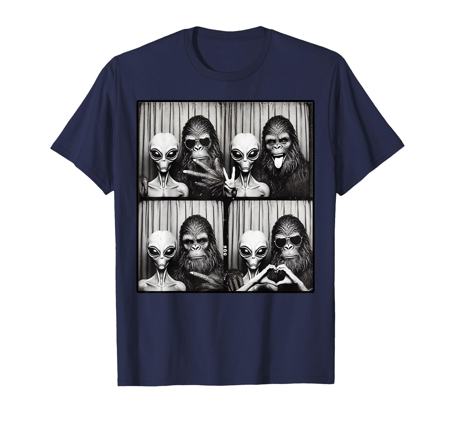 Funny Photobooth Sasquatch UFO Bigfoot And Alien Photobooth T-Shirt