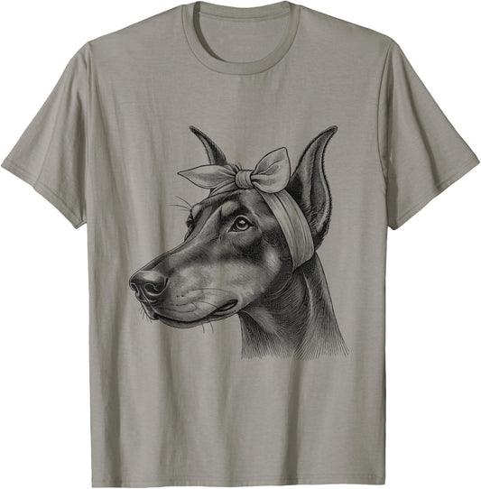 Doberman Pinscher Mom Dog Dobie Mama Design Idea For Women T-Shirt