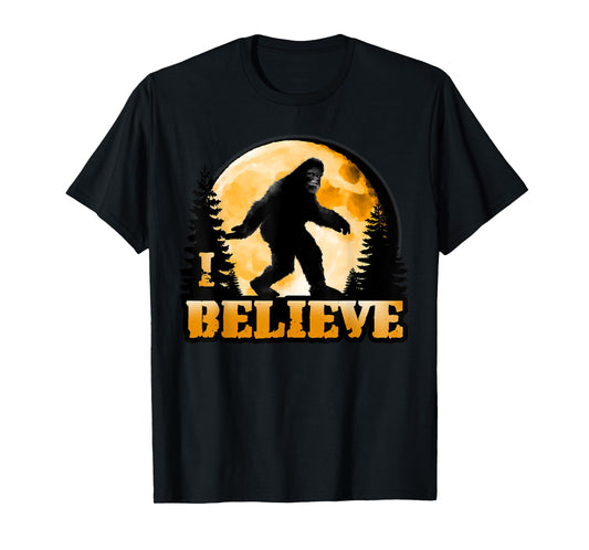 I Believe Bigfoot: Yeti Sasquatch Wood Booger Skunk Ape Moon T-Shirt