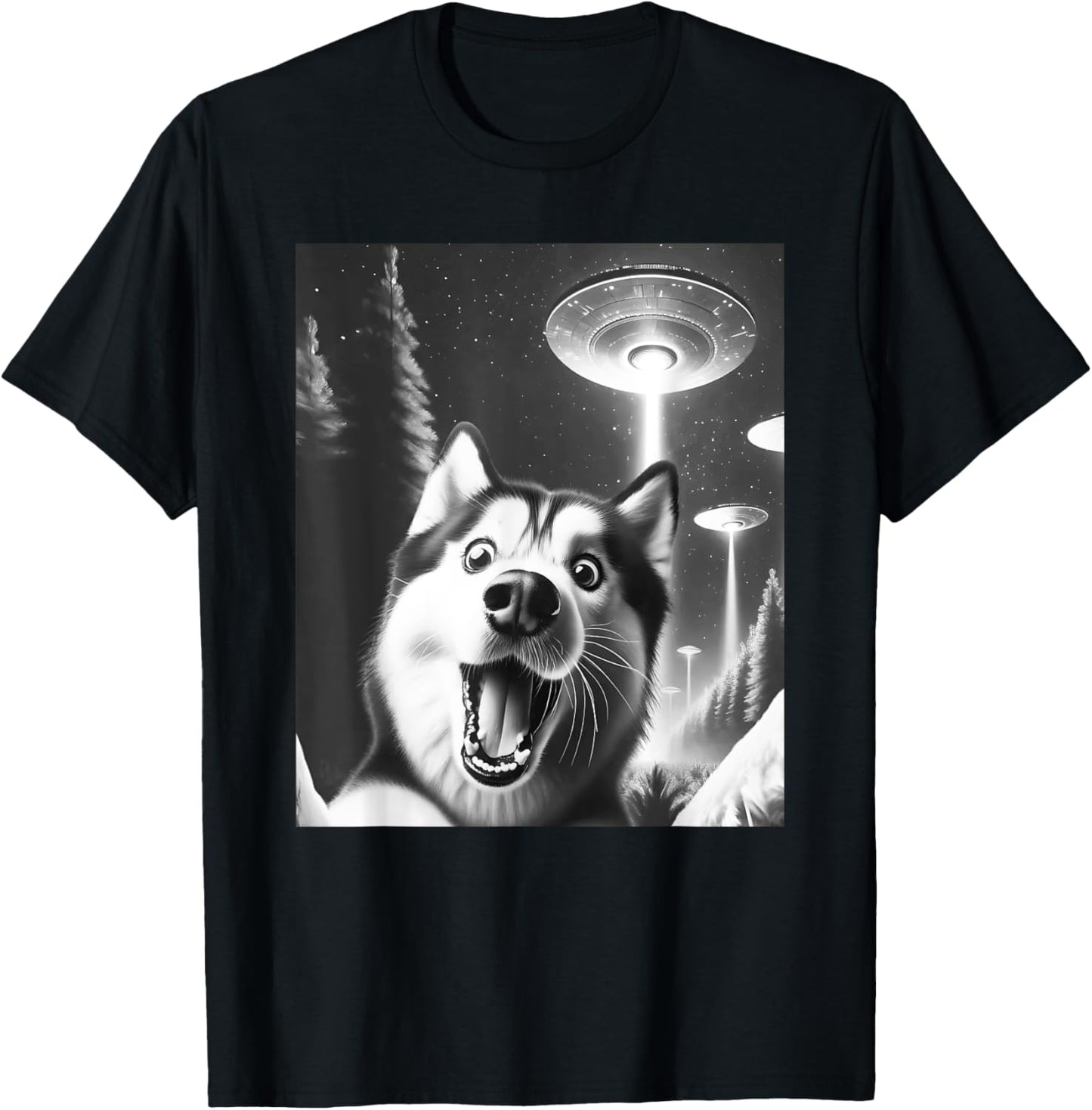 Funny Siberian Husky Alien UFO Taking a Selfie Dog Mom Dad T-Shirt