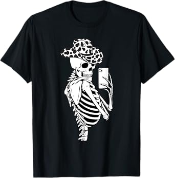 Selfies Skeleton Cowhides Cowgirls Western Cow Cowgirl Hat T-Shirt