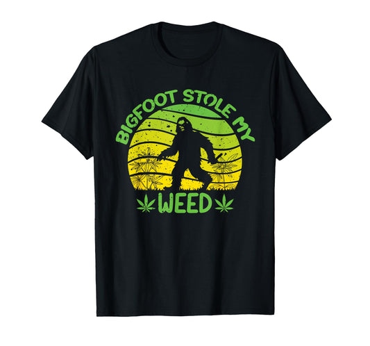 420 Funny Bigfoot Stole My Weed, Retro Sunset Sasquatch T-Shirt