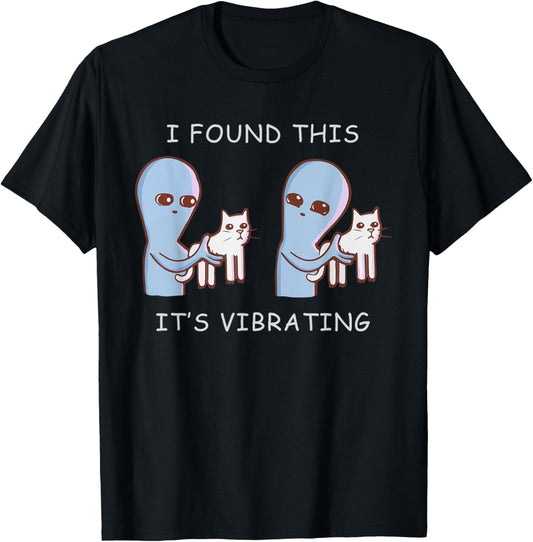 strange planet vibrating cat T-Shirt