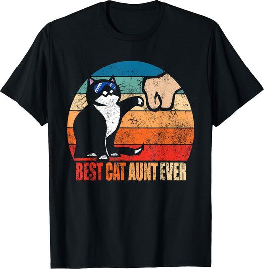 Best Cat Aunt Ever with Funny Fist Bump Retro T-Shirt