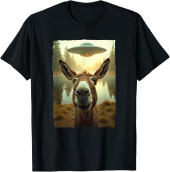 Funny Donkey UFO Encounter Hilarious Donkey Selfie Aliens T-Shirt