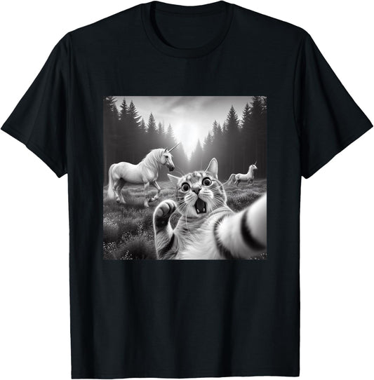 Funny Surprised And Scared Cat Selfie With Unicorns T-Shirt