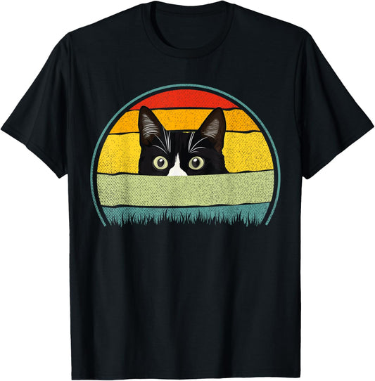 Tuxedo cat vintage retro cats loves T-Shirt