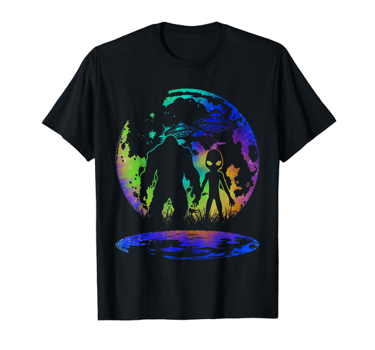 Alien And Bigfoot Moon Sasquatch Belive UFO Extraterrestrial T-Shirt