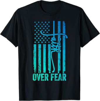 USA Flag Patriotic American Gift USA Faith Over Fear Prayer T-Shirt