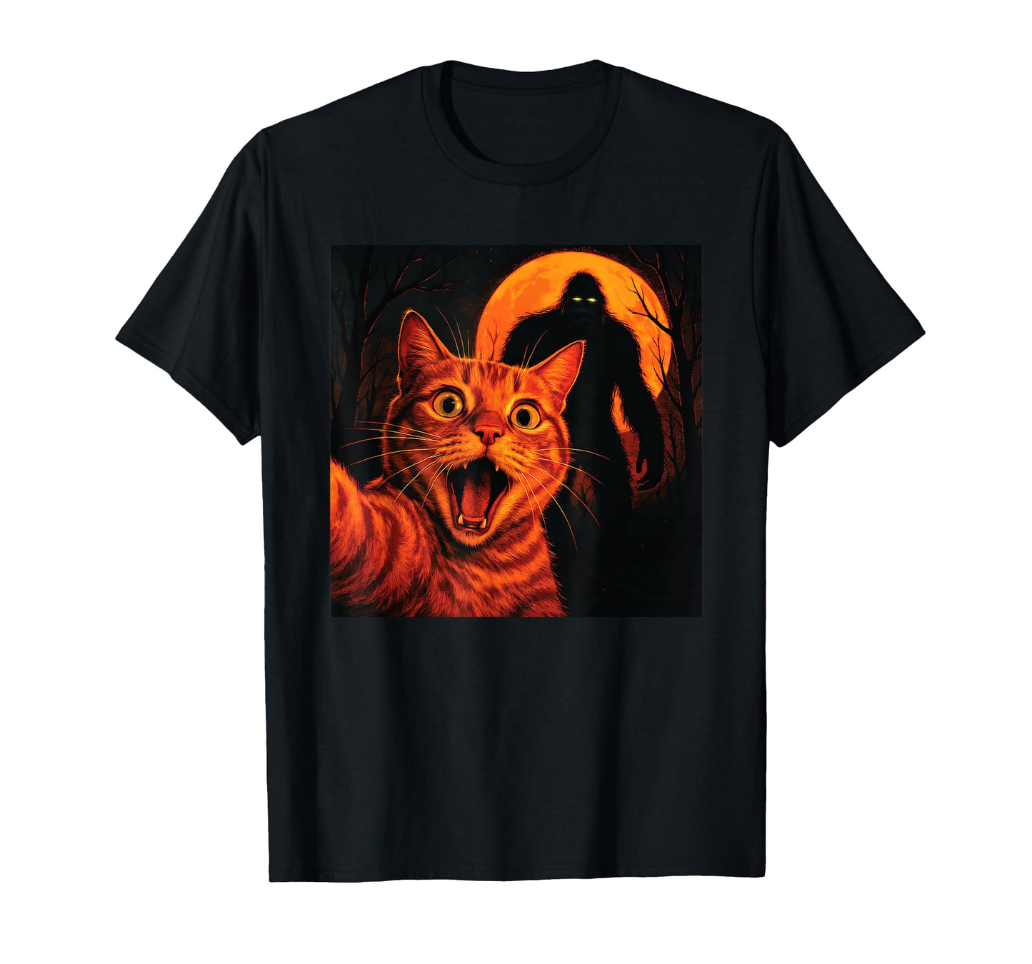 Surprised Orange Cat Selfie with Bigfoot Funny Sasquatch T-Shirt