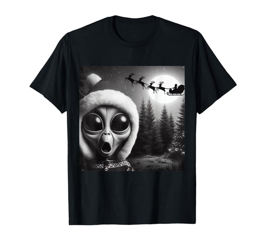 Christmas Alien Shocked by Santa’s Sleigh,Funny Holiday Xmas T-Shirt