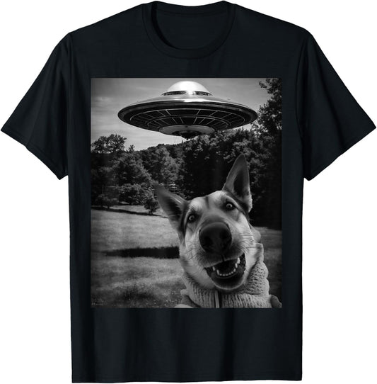 Dog Selfie with Alien and Ufo T-Shirt