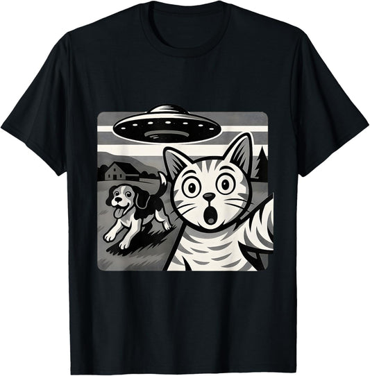Funny Cat & Dog Selfie With Alien UFO T-Shirt
