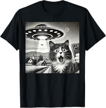 Cat Selfie With Alien UFO Funny Cat Gifts For Men Women Kid T-Shirt