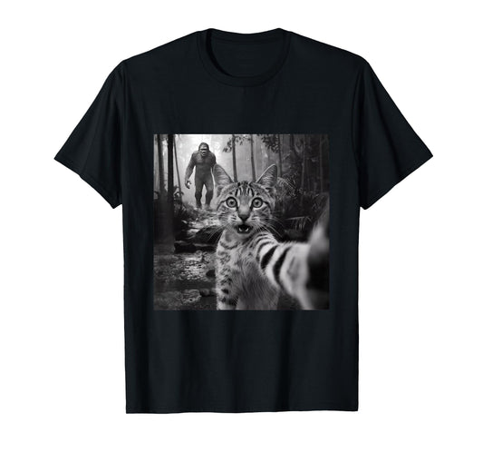 Funny surprised scared cat selfie with sasquatsch bigfoot T-Shirt