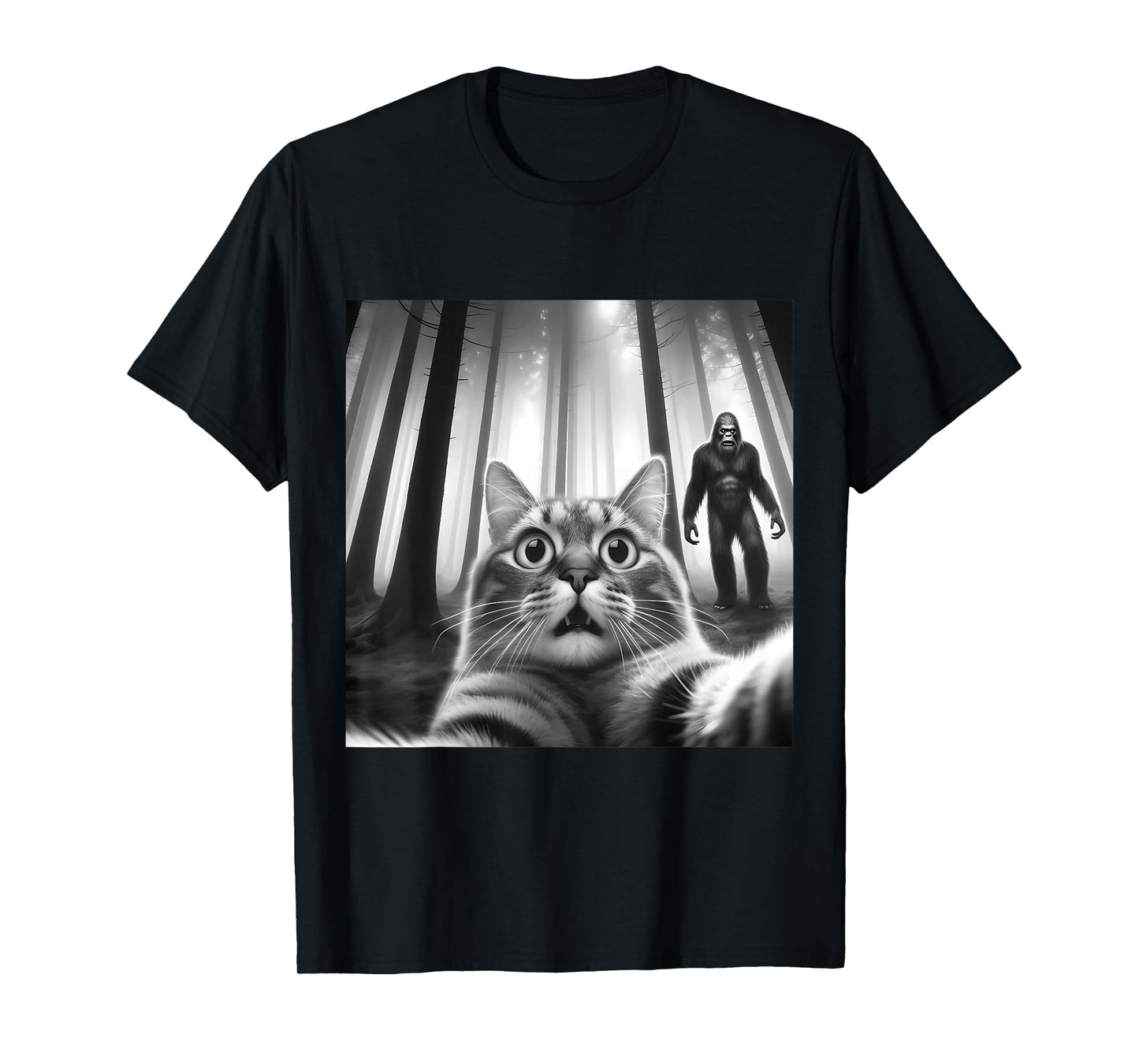 Funny Scared Cat Selfie with Bigfoot Cat Lovers Halloween T-Shirt