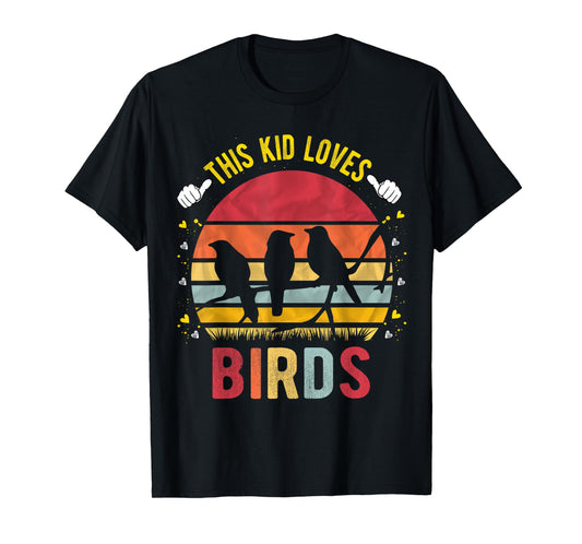 This Kid Loves Birds Boys and Girls Bird Gift T-Shirt