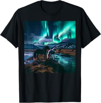 Iceland Northern Lights Landscape Wilderness Horse Souvenir T-Shirt