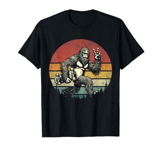 Funny Retro Bigfoot Skater Vintage Sasquatch Skateboarding T-Shirt