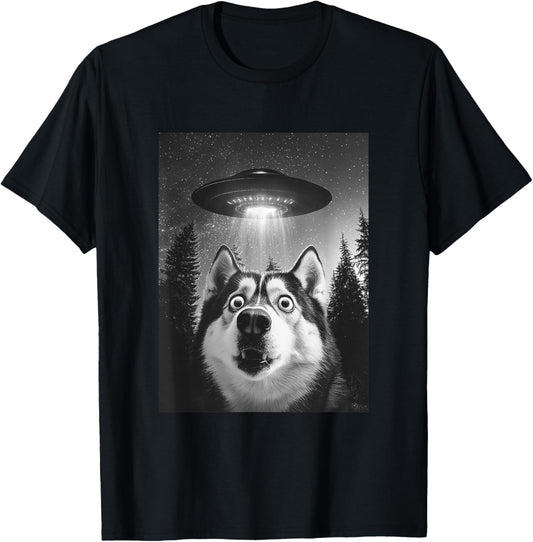 Surprised Siberian Husky Selfie With Alien UFO, funny dog T-Shirt