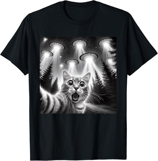 Funny Cat Selfie With Alien UFO Cat Lover T-Shirt