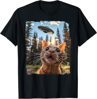 Extraterrestrial Encounter: Cat Selfie with Alien UFO Men Women Kids T-Shirt