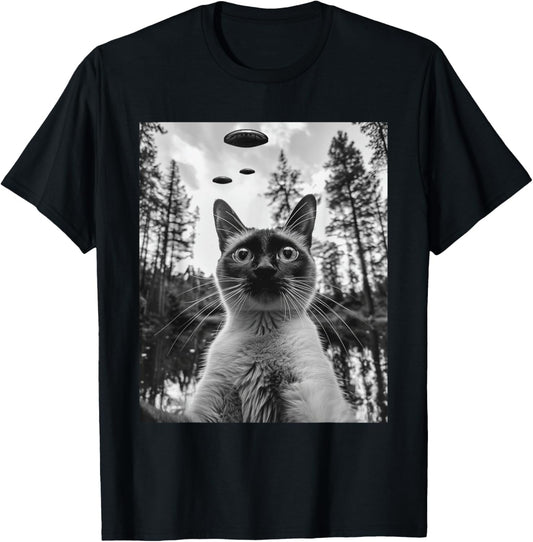 Cat Mom Dad - Funny Alien Selfie Siamese UFO T-Shirt