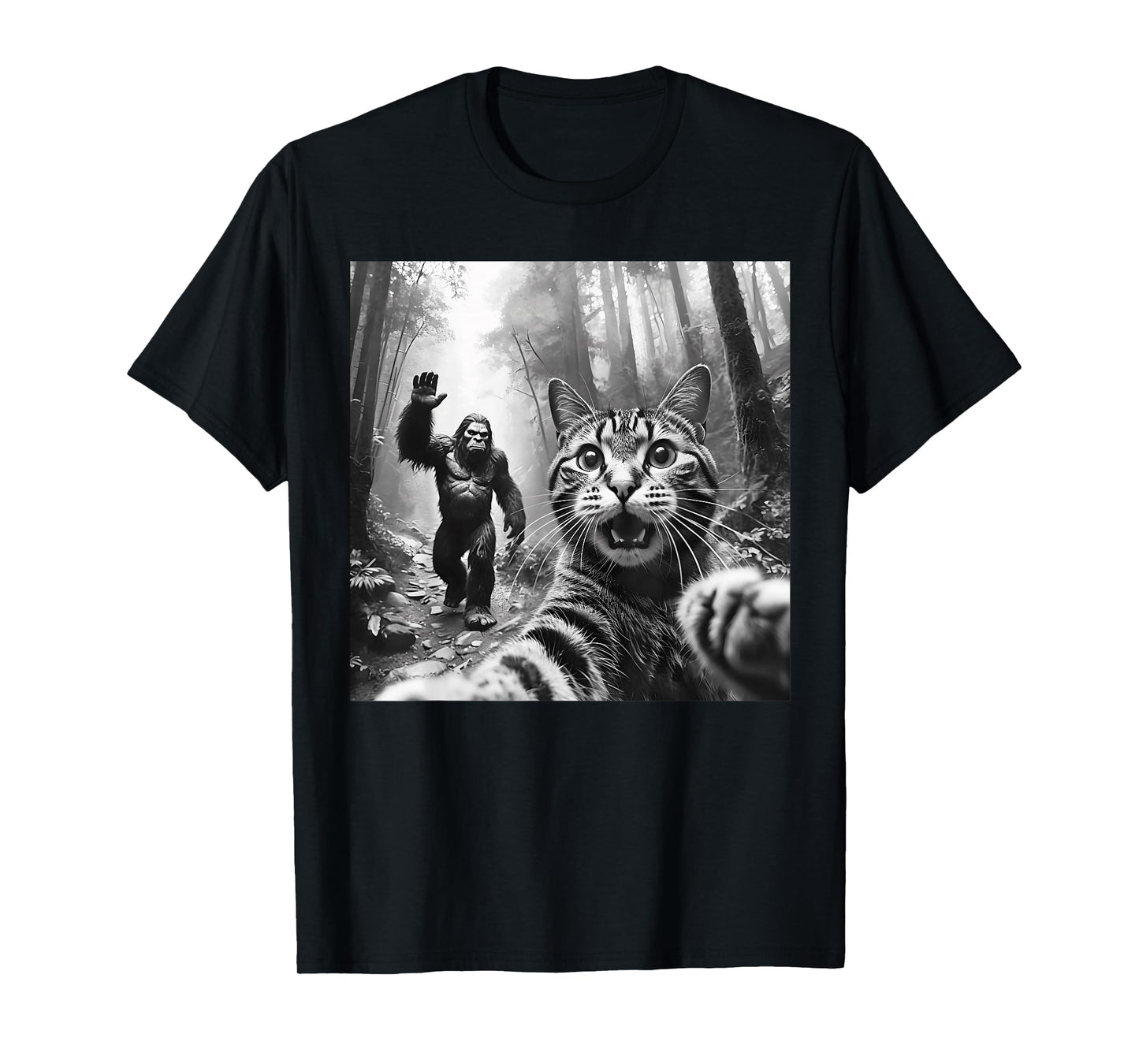 Surprised Scared Cat Selfie with Bigfoot Sasquatch Funny T-Shirt
