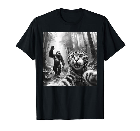 Surprised Scared Cat Selfie with Bigfoot Sasquatch Funny T-Shirt