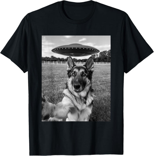 Funny German Shepherd Ufo Selfie T-Shirt