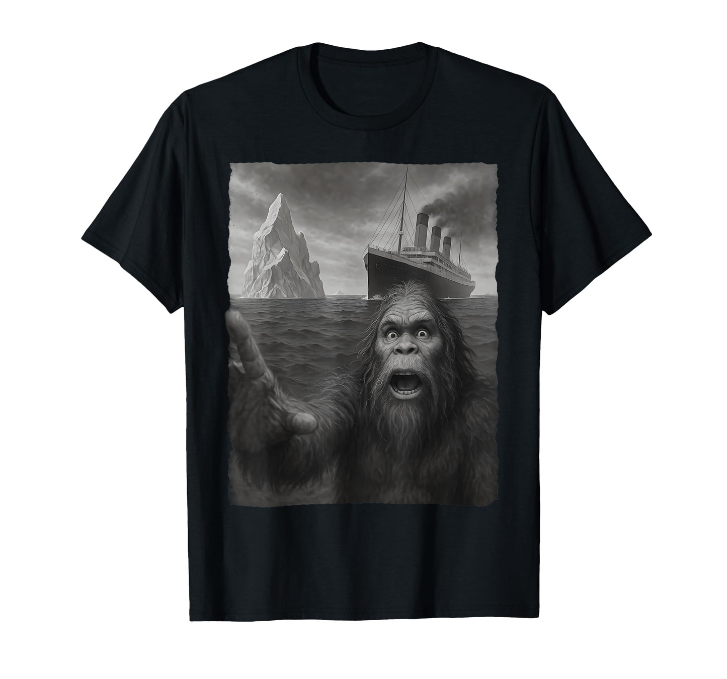 Funny Bigfoot Selfie Titanic T-Shirt