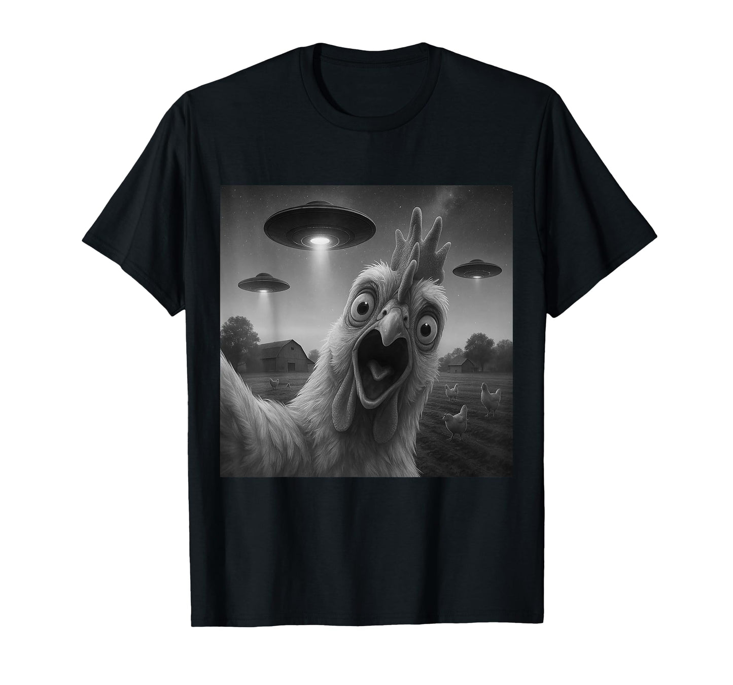 Chicken Rooster Funny Selfie Chicken with UFOs Weird Aliens T-Shirt