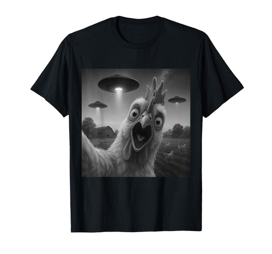 Chicken Rooster Funny Selfie Chicken with UFOs Weird Aliens T-Shirt