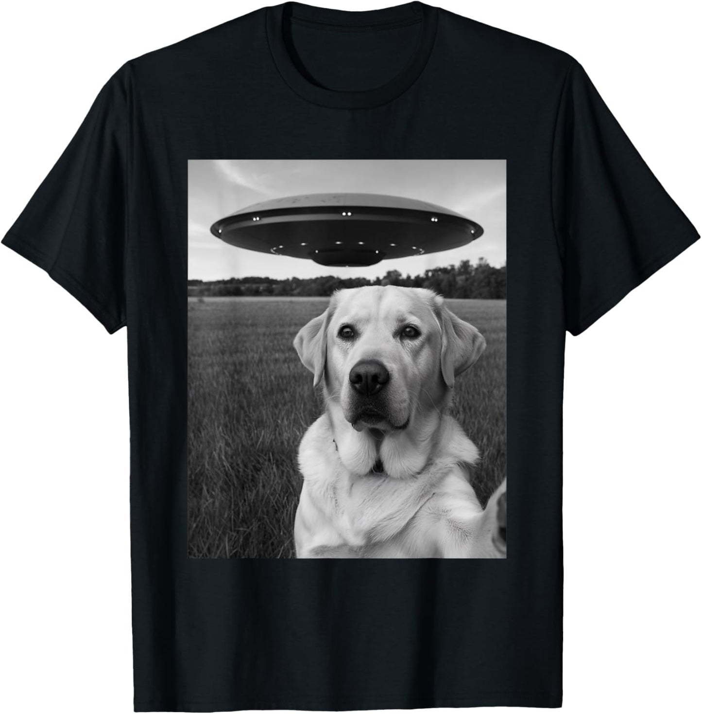 Funny Labrador Retriever Ufo Selfie T-Shirt