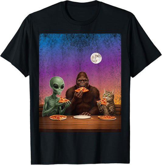 Alien Bigfoot Cat Eating Pizza Selfie BFF Photo Funny T-Shirt