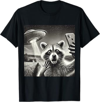 Racoon Selfie With Alien UFO Funny Raccoon T-Shirt