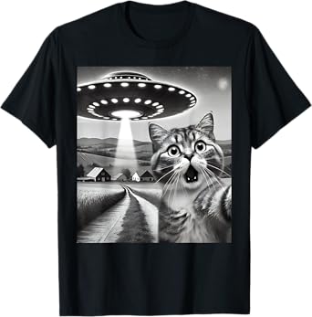 Cat Selfie With Alien UFO Funny Cat Gifts For Men Women Kid T-Shirt