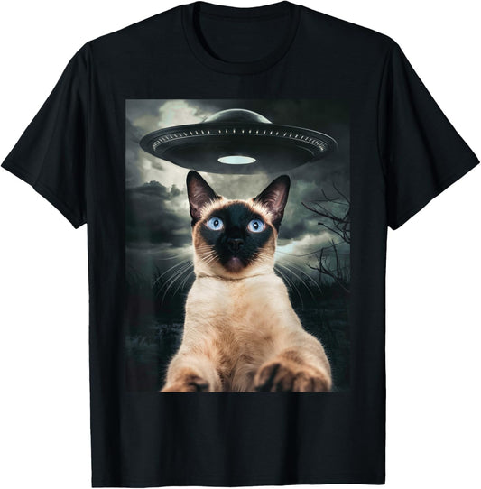 Funny Siamese Cat Selfie with UFO T-Shirt