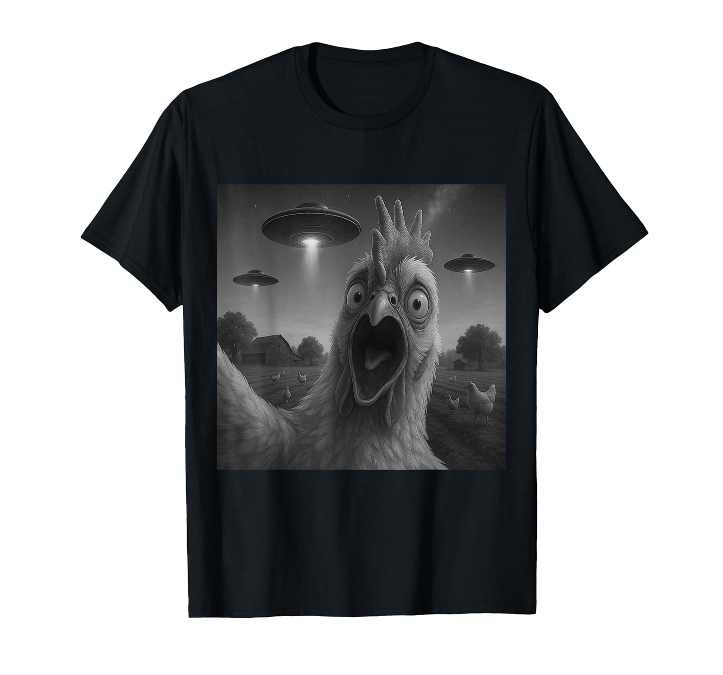 Chicken Rooster Funny Selfie Chicken with UFOs Weird Aliens T-Shirt