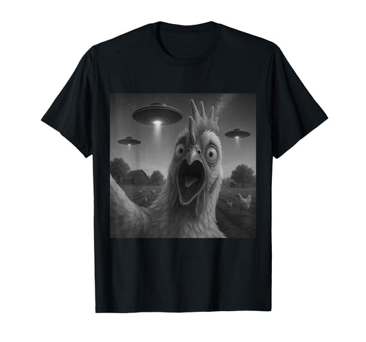 Chicken Rooster Funny Selfie Chicken with UFOs Weird Aliens T-Shirt