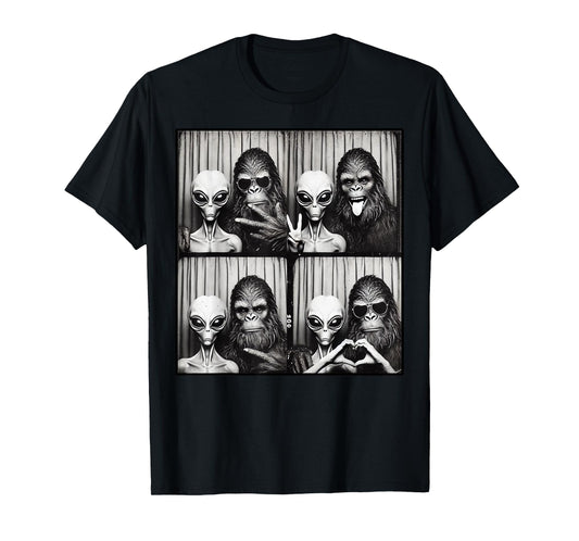 Funny Photobooth Sasquatch UFO Bigfoot And Alien Photobooth T-Shirt