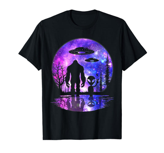 Alien And Bigfoot Full Moon Sasquatch UFO T-Shirt